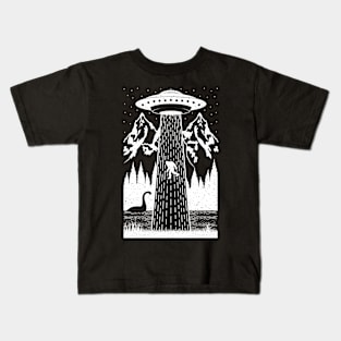 Bigfoot Ufo Abduction Sasquatch Kids T-Shirt